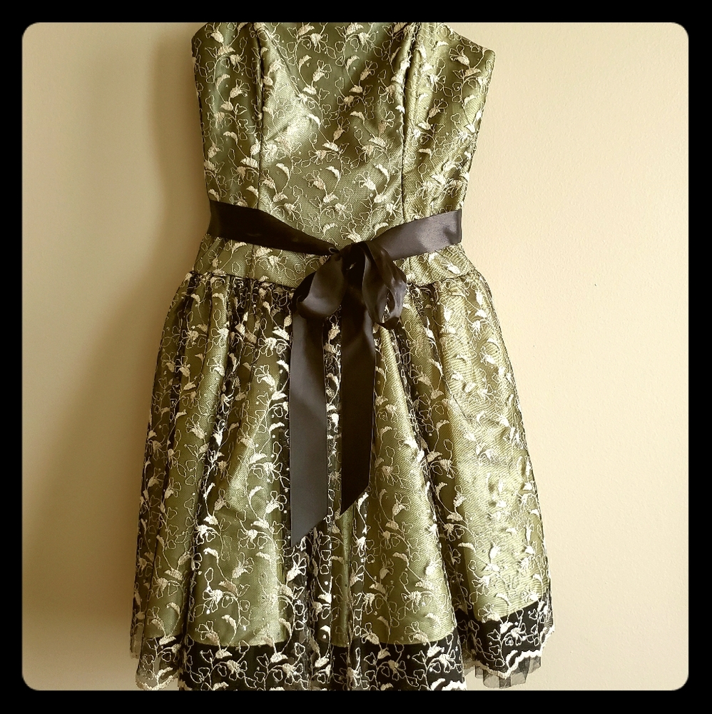 Junior's formal dress